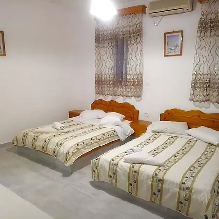 Hotel Perissa