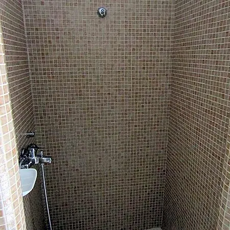 ホテル Hotel Perissa 2*