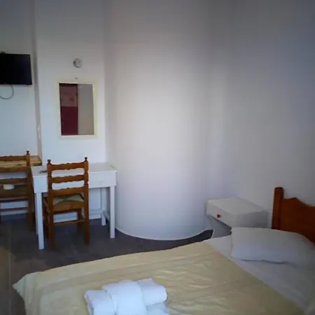 Hotel Perissa