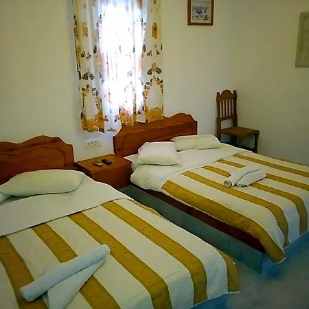 Hotel Perissa